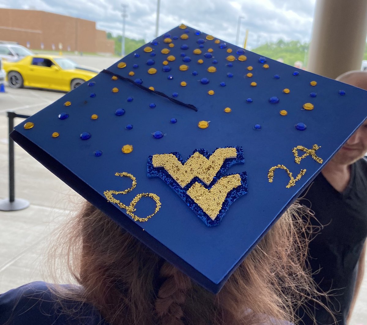 Ringgold_HS's tweet photo. RHS Seniors show off their caps!  Whether it be their college name, or their words of wisdom, RHS Seniors have bright futures ahead! https://t.co/9NuXXAV9EB