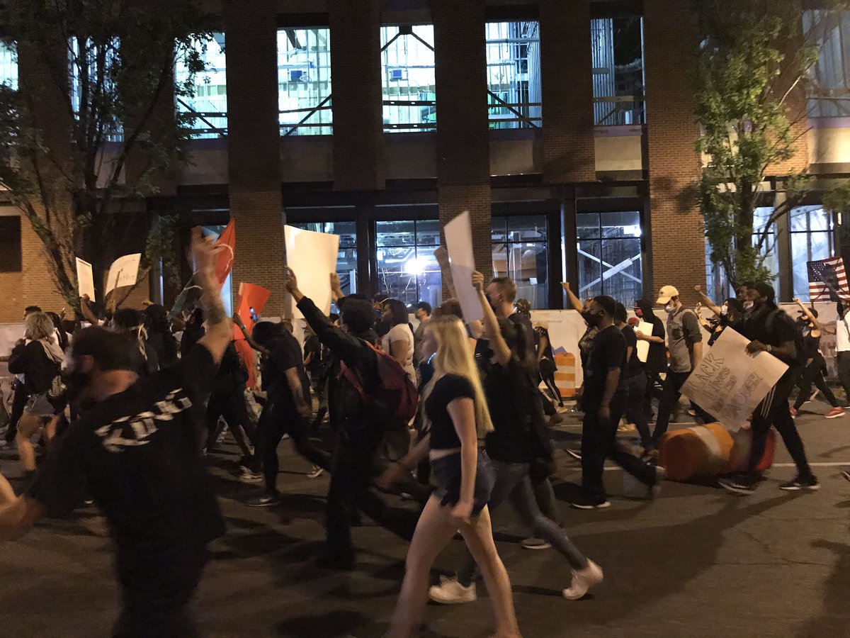 Demonstrators have continued past Beale, and are walking past the FedExForum where the group originally convened. Barricades were moved. Movement continues south, the direction of the Lorraine Motel.