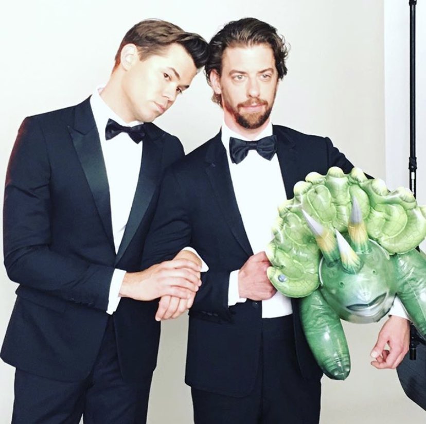 ~i just spent an hour going through some of the Falsettos casts instas for cute pics so here we go: a thread~