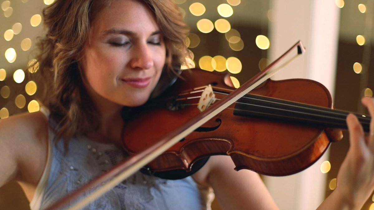 My new music video comes out tomorrow morning at 10am ET on my YouTube channel! This is for one of my most relaxing original songs 😊🎻 See you tomorrow! 😄