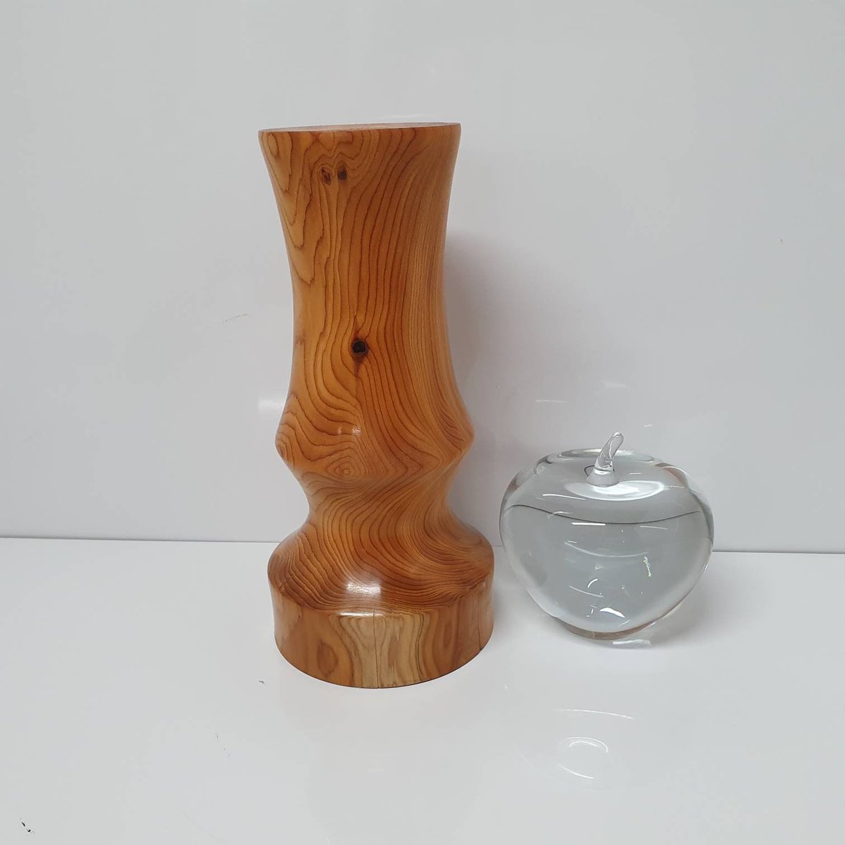 BarnMiddle's tweet photo. Tea Light Holder, Wooden Mantel decor https://t.co/BRROfKUZd6 #RusticCandleHolder https://t.co/ON4bAb1Fcc