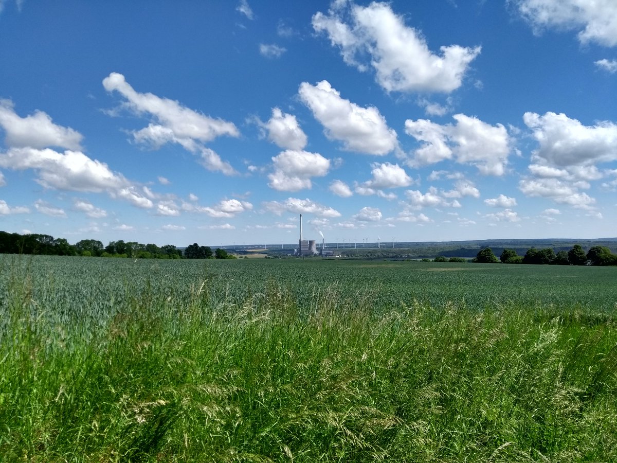 The_Smoking_GNU's tweet photo. Elmquerung - von Schöningen zurück nach Braunschweig #OutForAHike https://t.co/2Ni7GYBqqa