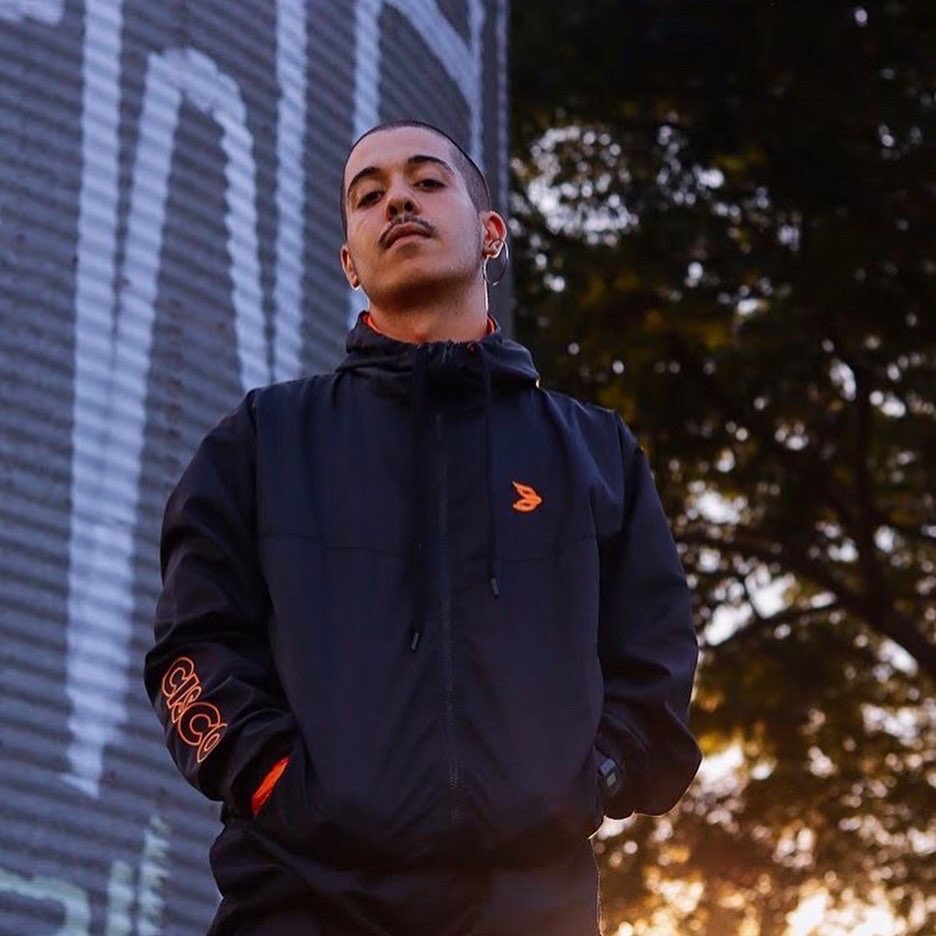 corta vento skate shop