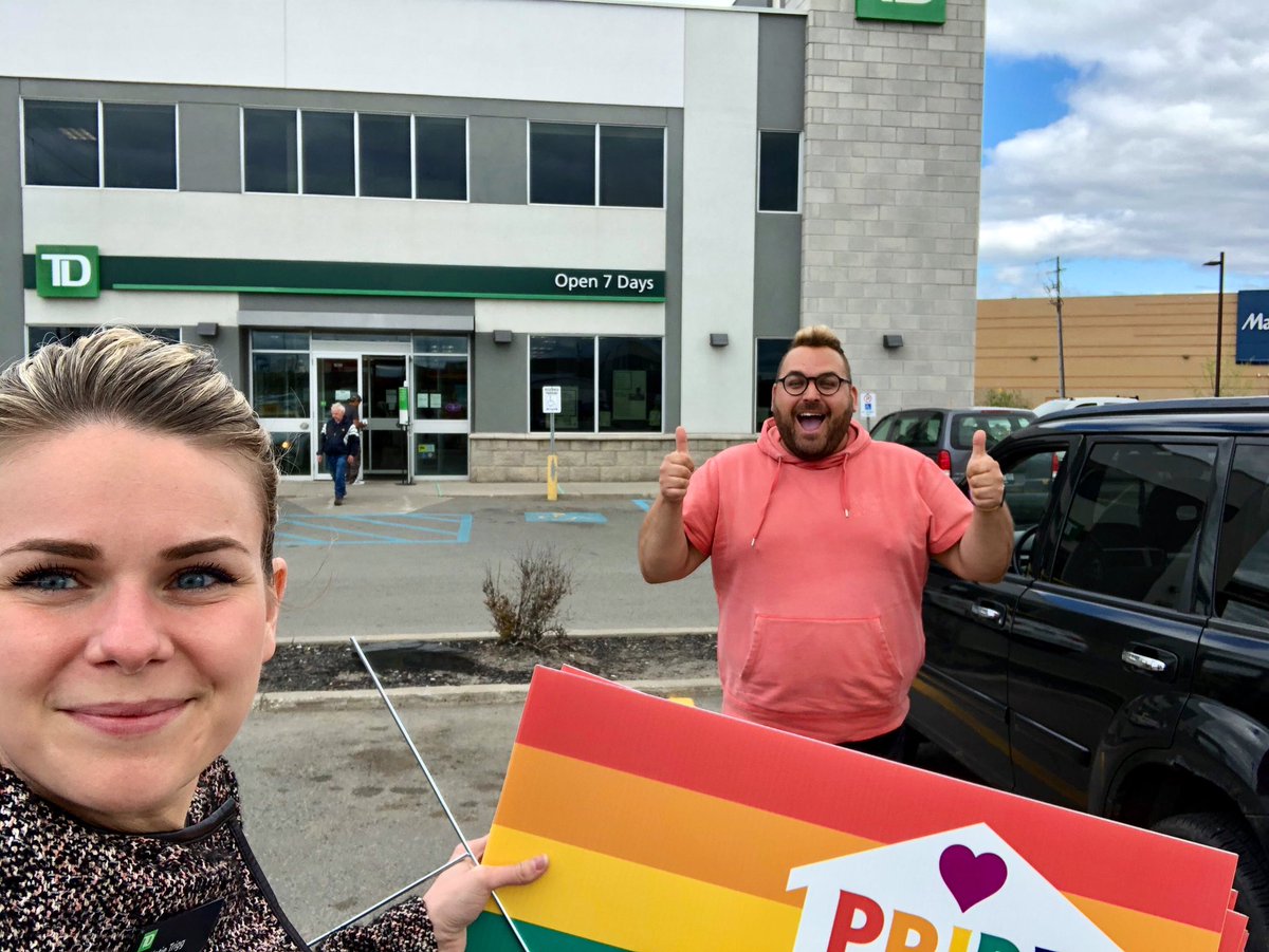 Thanks @JayVeltri for dropping off our #PrideLivesHere signs!! This year @thunderbaypride is celebrating 10 years of Pride events in <a href="/CityThunderBay/">City of Thunder Bay</a>! Check out thunderpride.ca for the calendar of events! #foreverproud @FCP <a href="/BorderlandPride/">Borderland Pride</a> @michaelnitz_td @NathanTKent