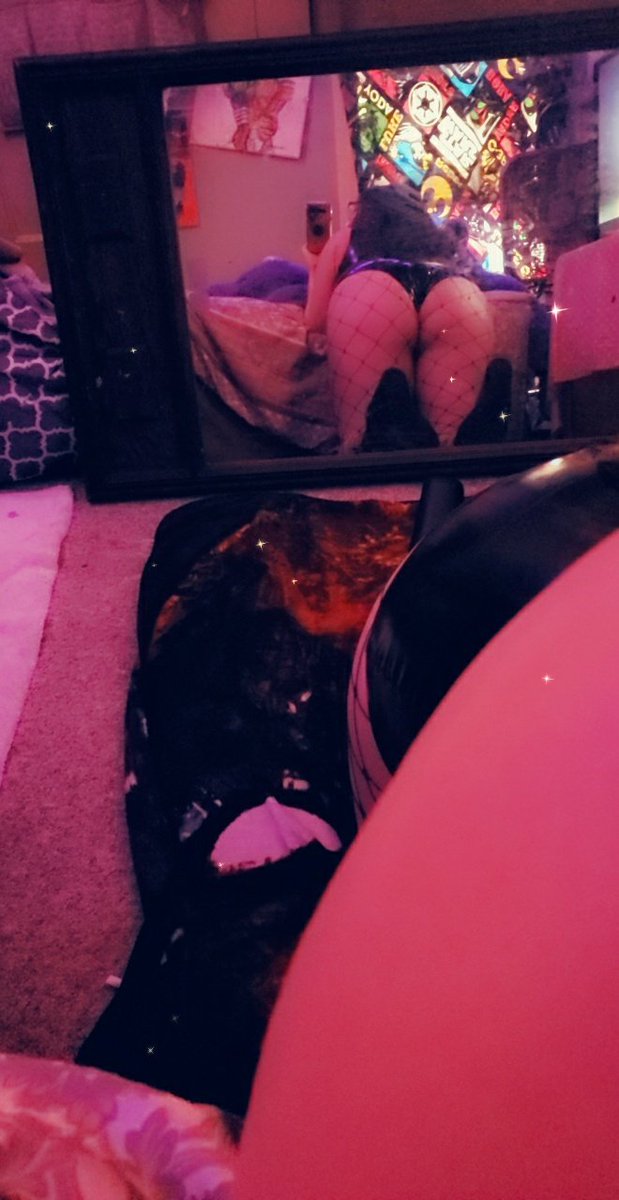 MeepSheep8's tweet photo. If your a good boy I might let you cum on my ass #thighs #hot #chubby #boobs #boots #dominatrix #butt #ass #bigboobs #latex #fishnets #feet #Feetfettish #feetqueen https://t.co/MOeoV4tFMJ