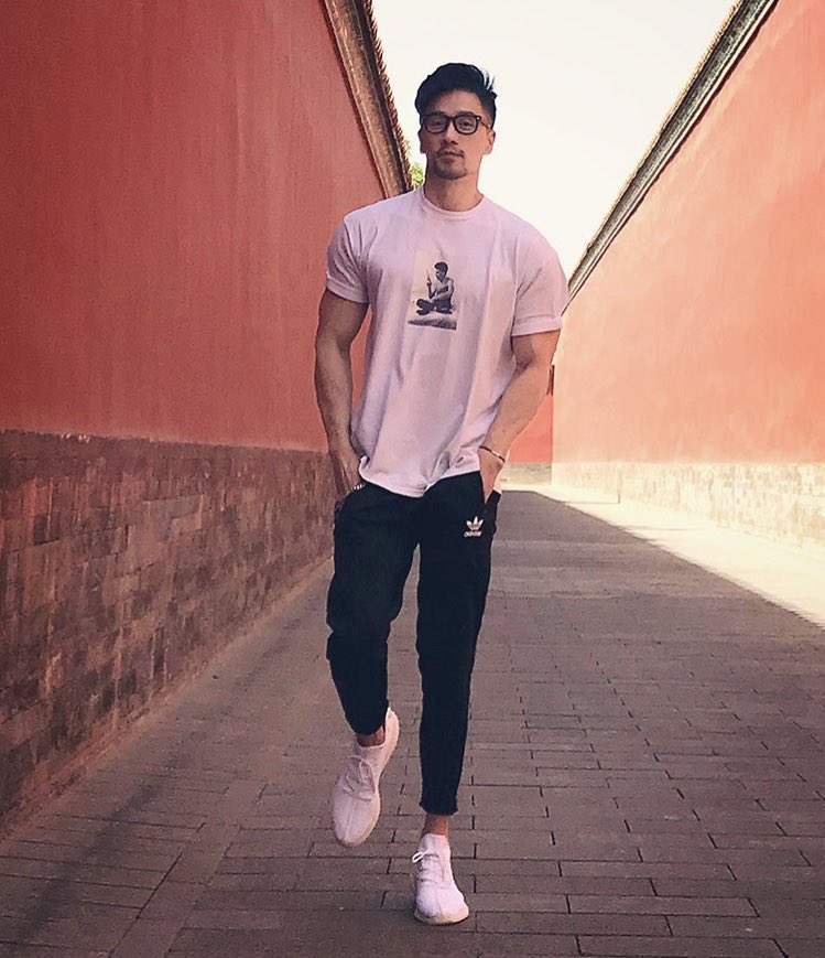 キレホー 減量隊長 5万円の服を買うよりも 5kg痩せる方がおしゃれ 10万円の服を買うよりも 2kgの筋肉を身につける方がおしゃれ 欧米人やモデル マネキンがカッコよく見えるのは 体型がいい から 今日から15分でもいいので筋トレし ていねいな食生活を