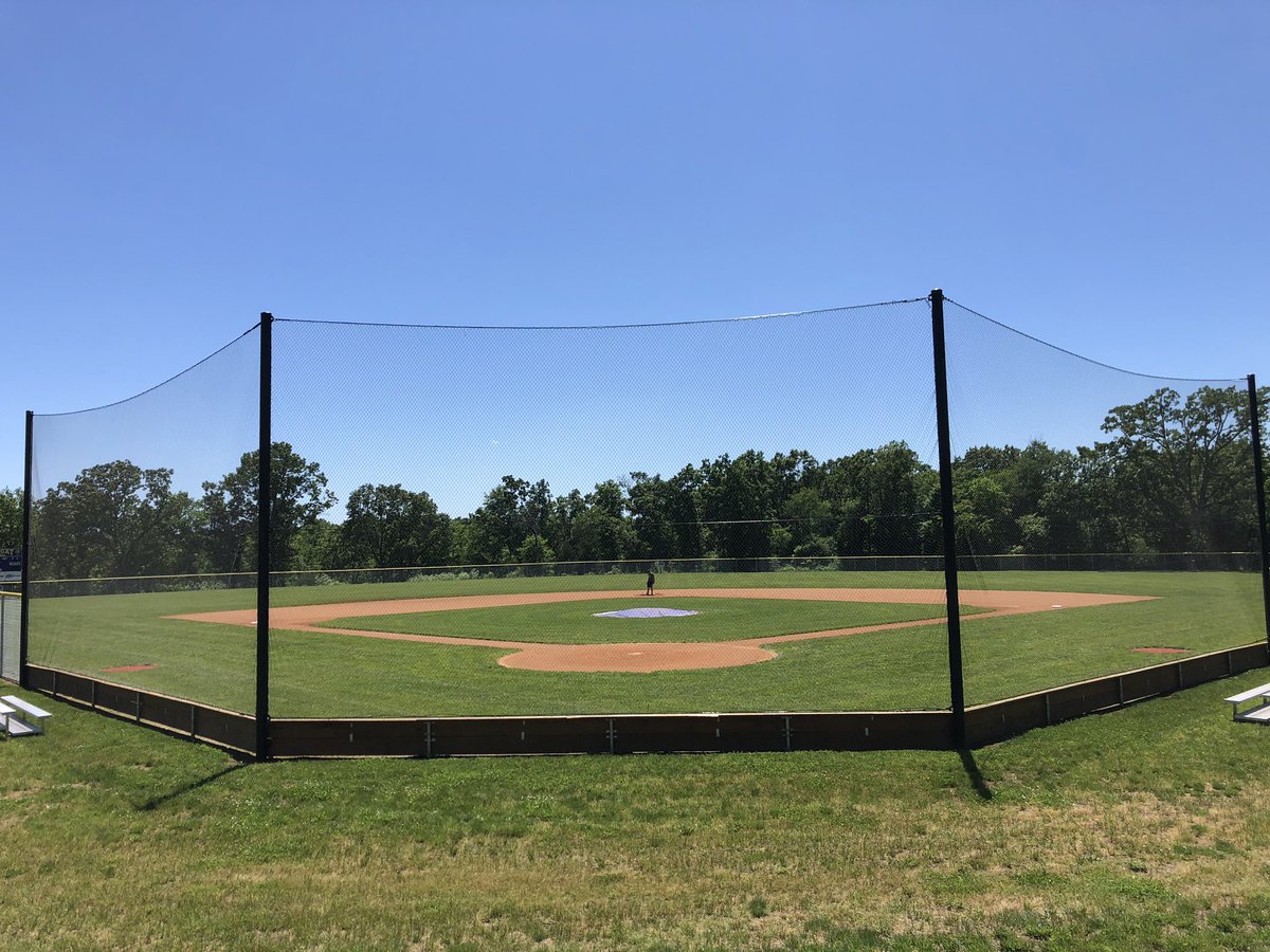 vr7baseball's tweet photo. The yard is looking like a dime piece for tomorrow’s @HOATournaments Lead-Off Bash! Can’t wait to coach my first game on this beauty!!

@417BaseballMO @CoachHart24 @CoachHart12 @coachlong32 @CoachB_RBB https://t.co/u9gXsFEk2c