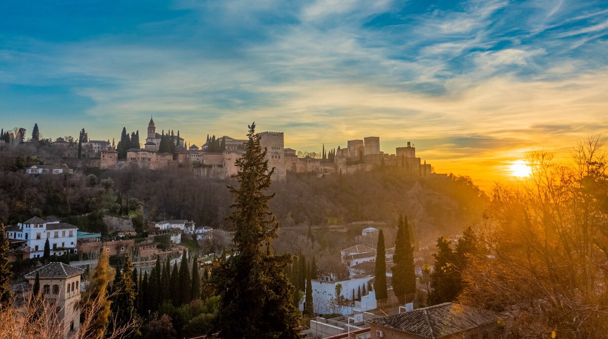 DIYTripsTips's tweet photo. Sunset in Granada, Spain. See Alhambra Palace and more #travelphotography at https://t.co/NnkPB9yDA5.  #TravelTomorrow #photograph #advertisement #History #lightroom #photoshopping #stockphoto #stockphotos https://t.co/TqOstwIvZp