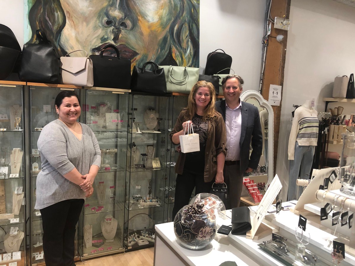 Thank you to  @FineFinds owner Durriya for welcoming us today!  #OpenWithCare  #vanpoli  #shoplocal
