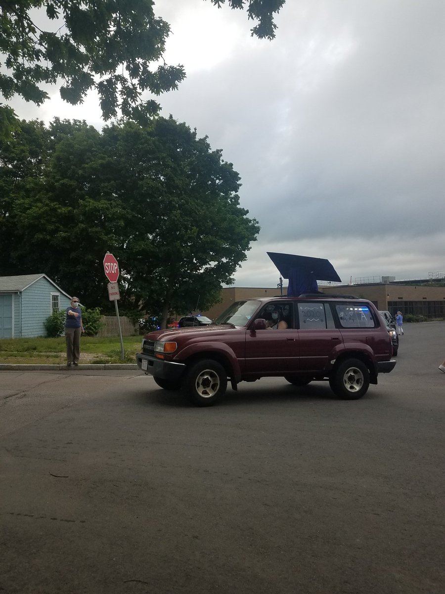 ALarsonAHS's tweet image. Senior Parade 2020. So happy to see and celebrate all of you! @ahs2020class