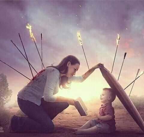 Гэр бүлээ хайрлая. Амралтаа сайхан өнгөрүүлээрэй.