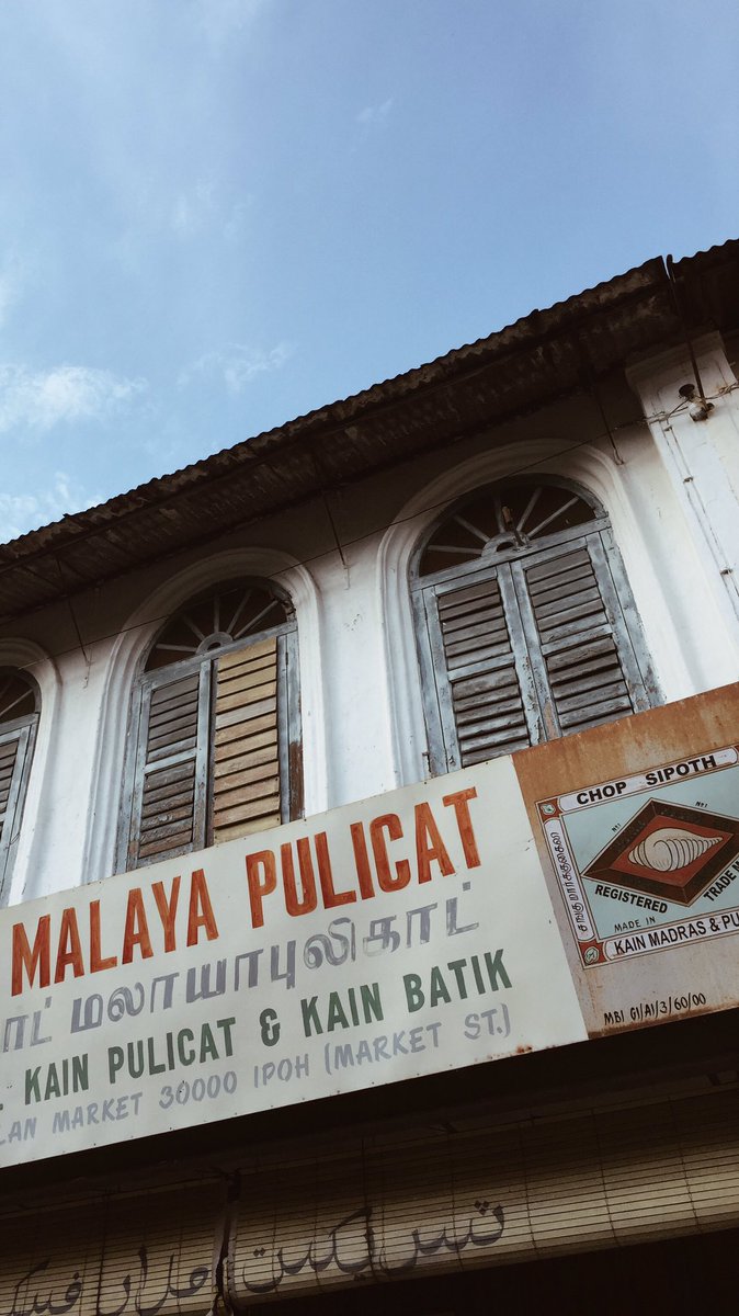 NashHamzah's tweet photo. How deep is your love? Arghhh rindu breakfast @ Ipoh! The highway breeze &amp; mist, pasang playlist Coldplay all the way from KL to Tol Ipoh Selatan 😍 Btw, stay safe gais! https://t.co/0CAEgwmqUW