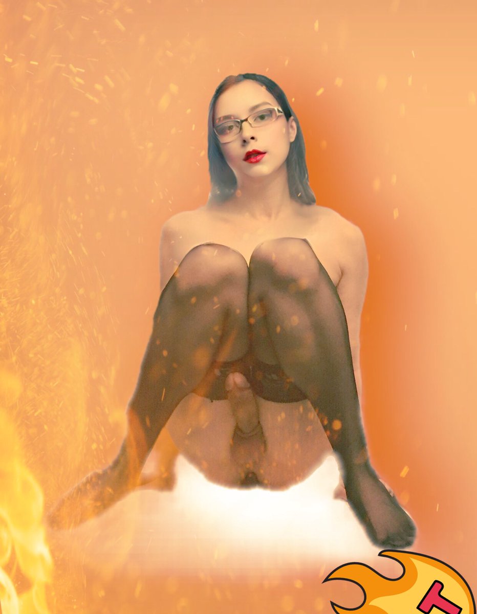 KokSissy's tweet photo. #letsdance on a #dildo 😅 #DrunkIdeas 💡🥴 #weekendvibes is in here with us 🥳I’ve seen you haven’t mind my younger pics at all. Are we all pedofiles?🤨🧐 I hope not🌷I’m around 20 on this pic. Rt if you want #SundayStream 🌸 #sundayvibes
#cd #femboy #bigdick #makeup #stockings https://t.co/HazzBkY6Yx