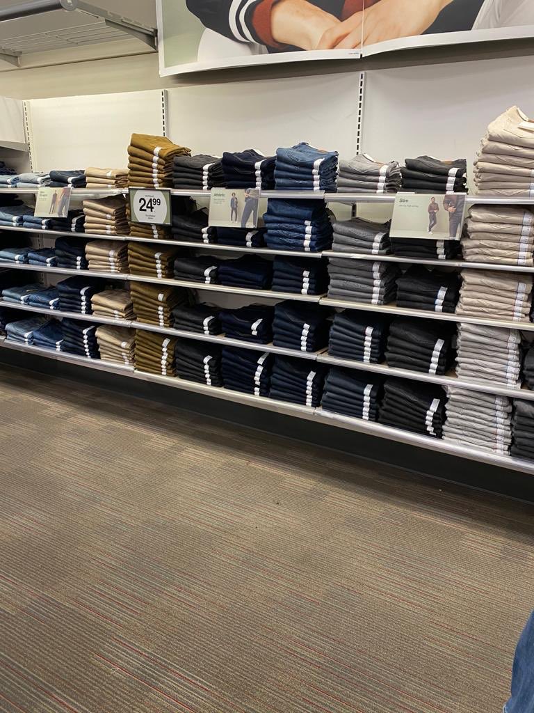 Cristina_Soto2's tweet photo. Look at those folds! 🤩 Our style DBO’s are the best in town! Maintaining an amazing brand for all our guests. Thank you! #T2848 #D349 #worksomewhereyoulove @VisualMiami @Izabella121 @JoeyG85 @sofia_endara https://t.co/ktgoM6Gf3r