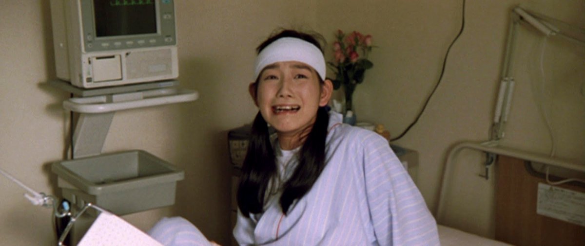 GodzillaWiki's tweet photo. Singer Tomoe Shinohara is one of Godzilla's most memorable victims. She also plays herself on the talk show in GODZILLA: FINAL WARS. #KaijuWatchalong #GMK https://t.co/xXDA9Y1t9F
