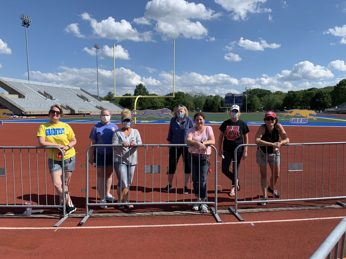 chsOverbeck's tweet photo. Thanks to these amazing volunteers helping to make CHS graduation 2020 happen! We can’t wait to see all our graduates tomorrow!!! @chsinfo @myccs https://t.co/6BOIvMZOhQ