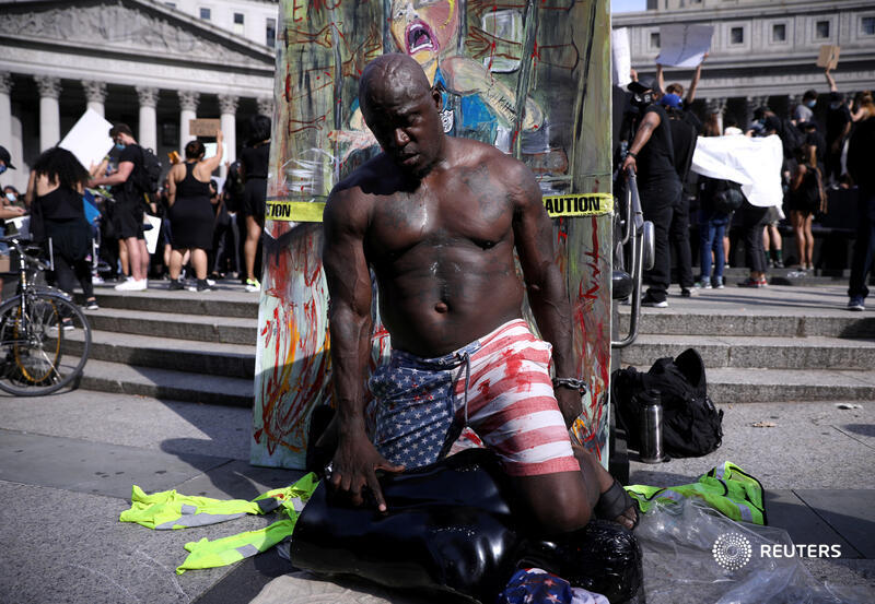 See photos of protests across the country following the killing of George Floyd:  https://reut.rs/3gyKibD 