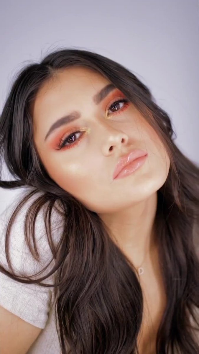 aly_cache's tweet image. Me encantó el maquillaje ❣