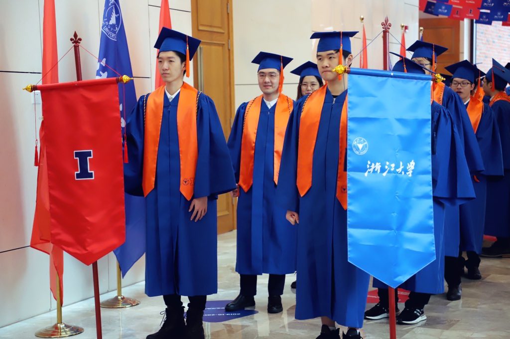 ZJU_China's tweet photo. We are here at the #Commecement for Class of 2020 from Zhejiang University-University of Illinois at Urban-Champaign Institute (ZJU-UIUC Institute) at Haining International Campus.@Illinois_Alma
#ZJU #UIUC https://t.co/NZF6NV8N3A
