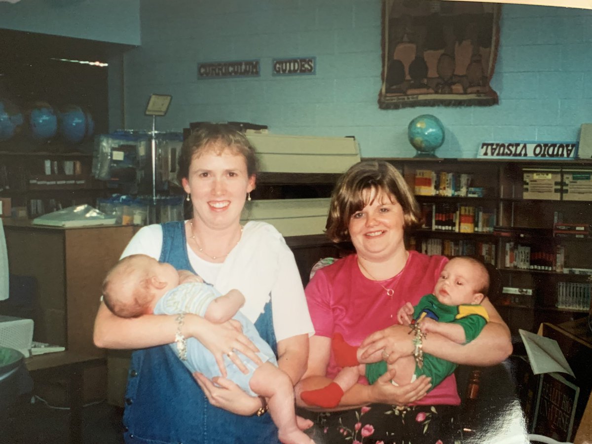 lsmithclass's tweet image. Time flies when you are having fun! 3 months to 18 years old, these @HumbleISD 2020 graduates have a bright future! Yes, @Childebrand_TE2 &amp;amp; I are still teaching @HumbleISD_TE   
@HumbleISD_AHS @HumbleISD_QECHS