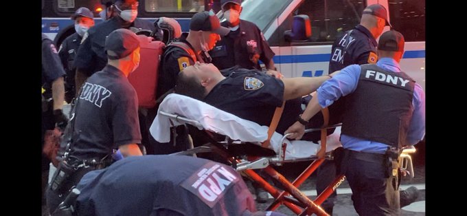 View image on Twitter