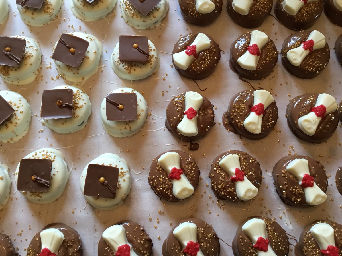 Be sure to find us <a href="/StrathconaMrkt/">OldStrathconaFMarket</a> tomorrow from 8-3 to find these extra cute chocolate covered Oreos to celebrate graduation!