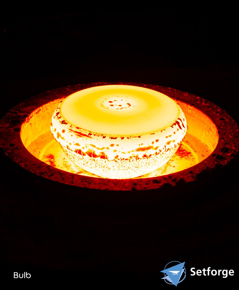 FariniaSetforge's tweet photo. Electrical upsetting is characterized by the formation of a "bulb", which is consequently hot forged with screw presses to produce axle shafts or various #transmission #shafts. #forging #mechanical #setforge #farinia #saturdaypiscture #laphotodusamedi https://t.co/SjOpoGheTf