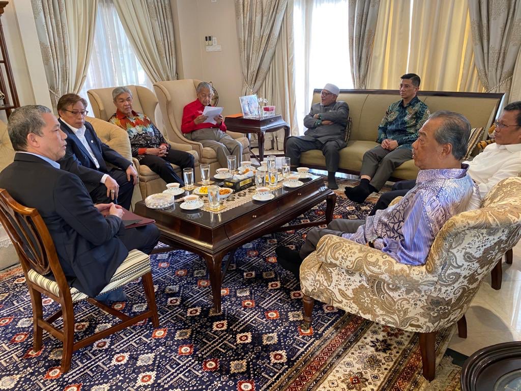 Sir_Azri's tweet photo. Kronologi 23 Febuari 2020 yang anda semua perlu tahu. https://t.co/0L3ps7bidb