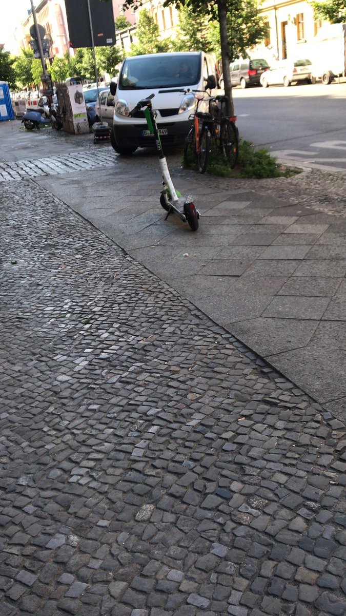 tag_zu_nacht's tweet photo. Nochmal Leute...besonders Blinde können das nicht direkt einordnen. 

#ihrFicker https://t.co/yHkij71QOw
