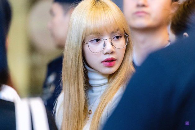 KjealousAuthor's tweet photo. #CHAELISA #LISA #JENLISA #LIMARIO #BLACKPINK #fanfiction #ep46 https://t.co/He4vcRSuNw