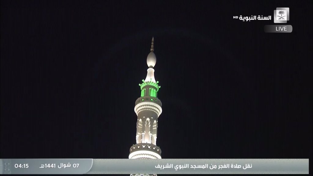 Mosammem168's tweet photo. الإخوة الكرام @sunnatvsa ، إضافة كلمة Live لم تكن موفقة من وجهة نظري لشكل الشاشة ؛ لذا عملت تعديل شمِل :
• نقل الشعار للطرف الآخر من الشاشة
• تخفيف رمز HD
• تغير موقع كلمة مباشر (وتعاقبها) على الشاشة مع LIVE بالإنجليزية و DIRECT بالفرنسية .

@sulaimanaleidi @wrafeq1 @SBAgovSA https://t.co/HkEfS2gfPa