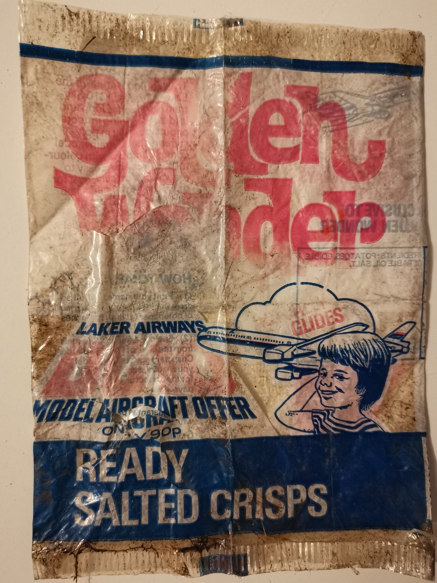 MikScotland's tweet photo. Think I might be a little late to claim the "Laker Airways DC10 Skytrain" offer, closing date was 31st of March 1975 😲

Golden Wonders: Ready Salted - 45 Years Old

#retrorubbish #vintagetrash #litterpick #crisps #oldschool #history #goldenwonders #rare https://t.co/CNaxjiTtjA