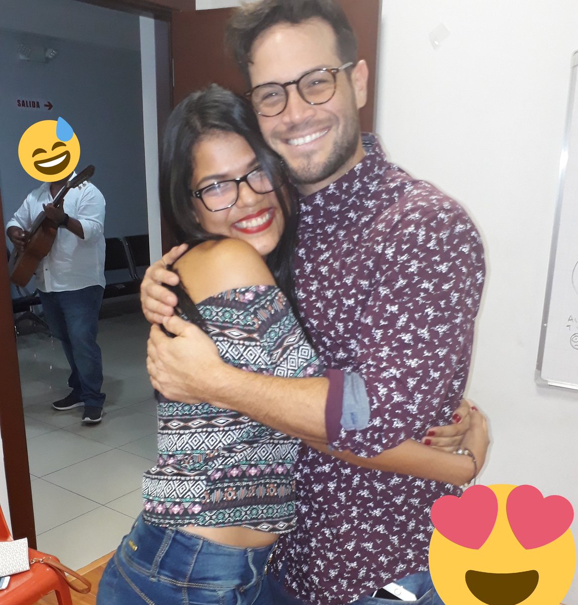 angls_naula's tweet photo. Mañanaaaaaaa #LatinosUnidos gracias a @PilsenerEcuador veremos a mí monito Bello el Beta 🙈🙊🙉♥️♥️♥️♥️♥️ @SoyDanielBeta mi Fav https://t.co/4PjCUZxRzo