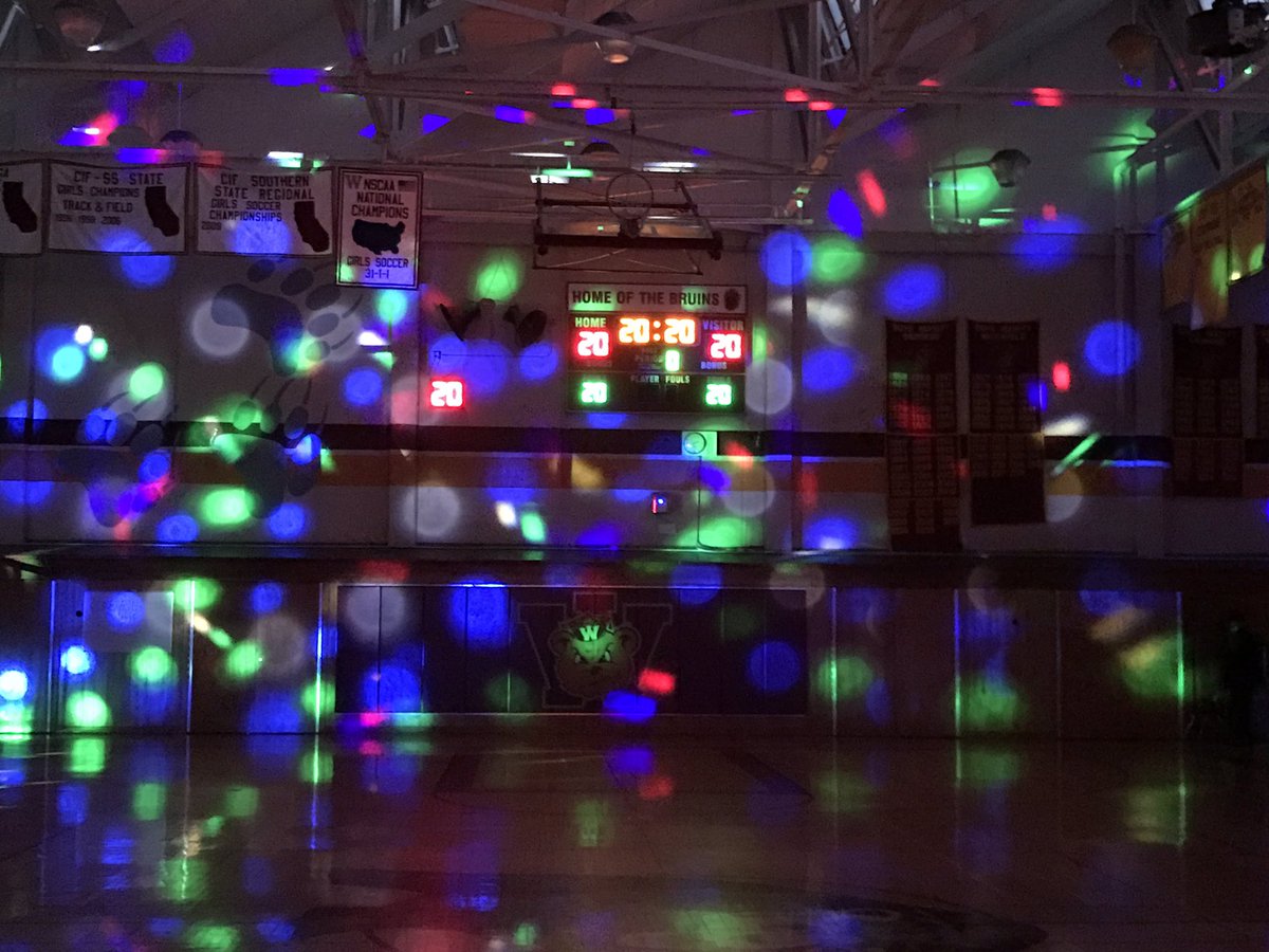 woodyatlbwilson's tweet photo. Class of 2020 this is for you! As we celebrated the crowning of our Prom King and Queen! 
#bruinnation #gdtbab #weareinthistogether #proudtobelbusd #classof2020 #thisiswilson2020 #FridayNightLights https://t.co/56up6JfjG7