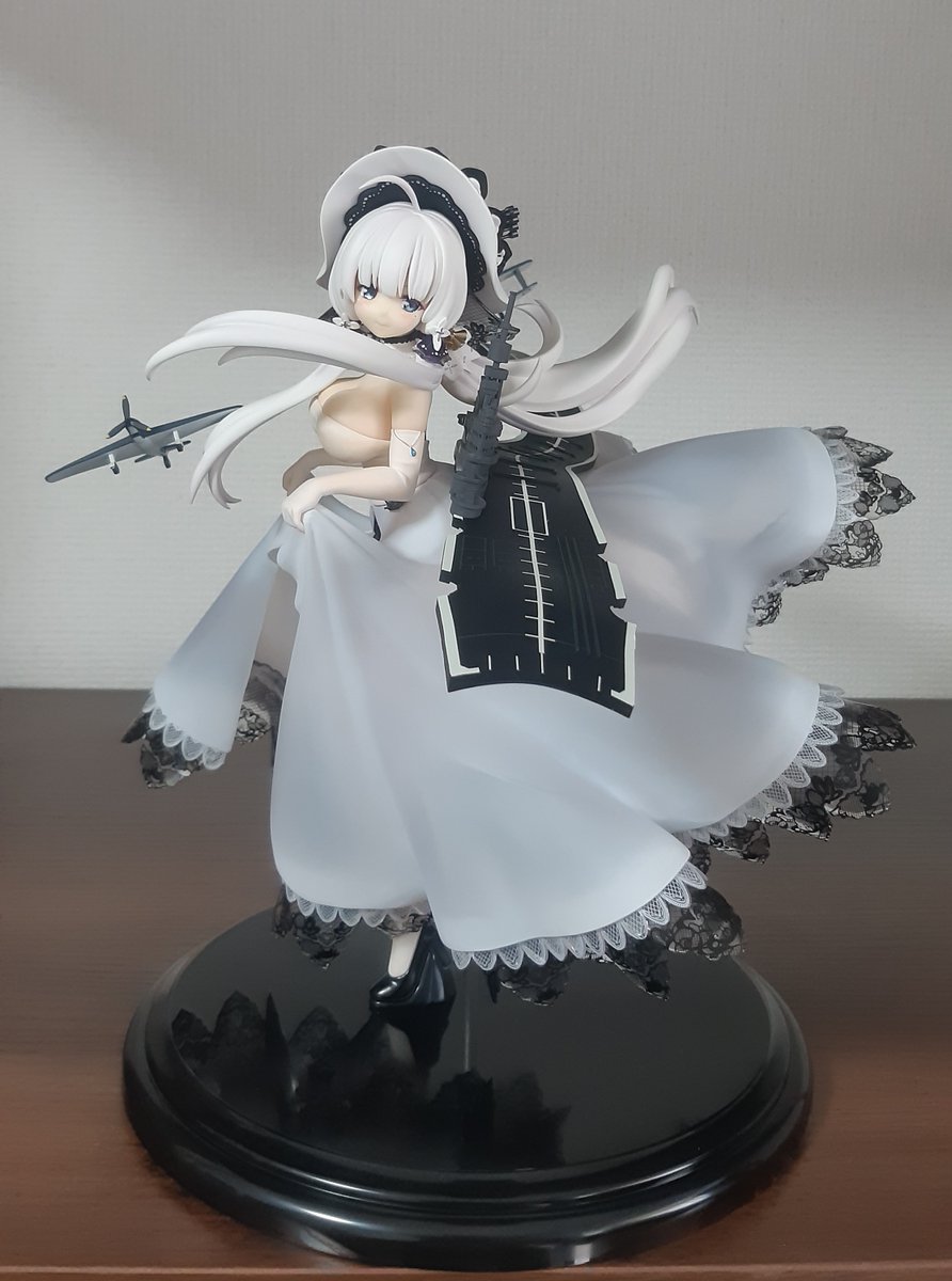 わんだらーよりアズールレーンのイラストリアスのフィギュアが届く Togetter わんだらーよりアズールレーンのイラストリアスのフィギュアが届く Togetter