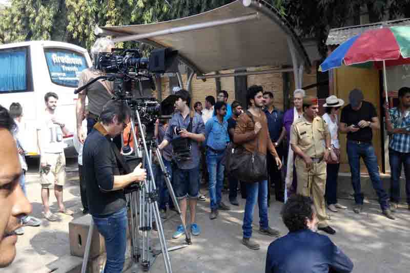 Bollywood парк оаэ. болливуд индия киностудия. индия мумбаи болливуд. киностудии индии. болливуд надпись.