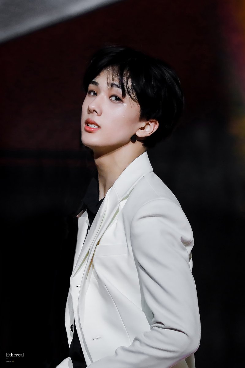 EtherealJs's tweet image. Miss U on the stage😭
#지성 #JISUNG #NCT #NCTDREAM