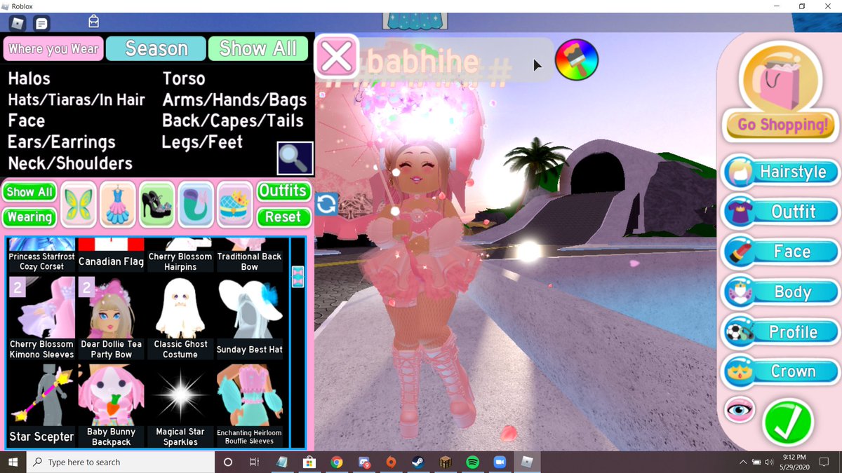 antheixo's tweet photo. ~DREAM HALO GIVEAWAY~

1st prize: your dream halo
2nd prize: your dream rh item

RULES:
   follow
   retweet
   like :)
   comment your dream halo!
   tag a friend and show proof!

ends at 2,000 followers!
glhf <3
#royalehightrading #royalehightrades #royalehightrademe #royalehig https://t.co/vJVPNc5OiS