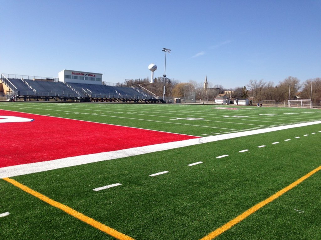 mro_shs's tweet photo. Incredibly excited to announce that our seniors voted to have our graduation ceremony on our football field on July 11th @ 1:00 pm. We will be safe and we will give them the proper closure they deserve! #HootieNationForever #ClassOf2020 @Hootie_Owl @ProductionsW7 https://t.co/4K0buBZEa9