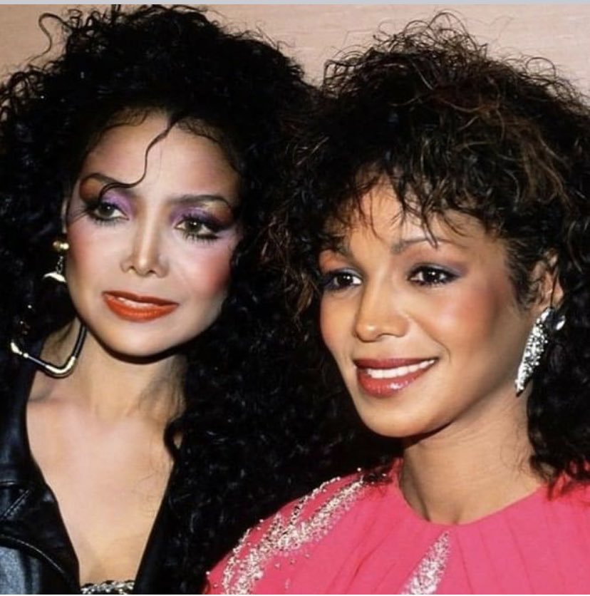 Happy Birthday La Toya and Rebbie Jackson!        