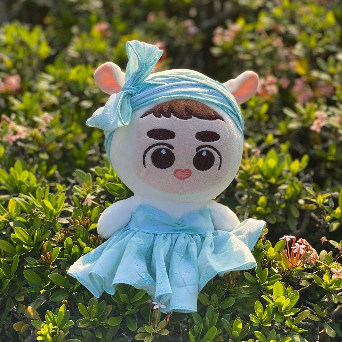 soomiandsibs's tweet photo. Hewwooo cotton friends! Do you like my #NewProfliePic? Mommy's workmate likes taking pretty pictures of me (∩♡∩) https://t.co/ydgTCQt5O8