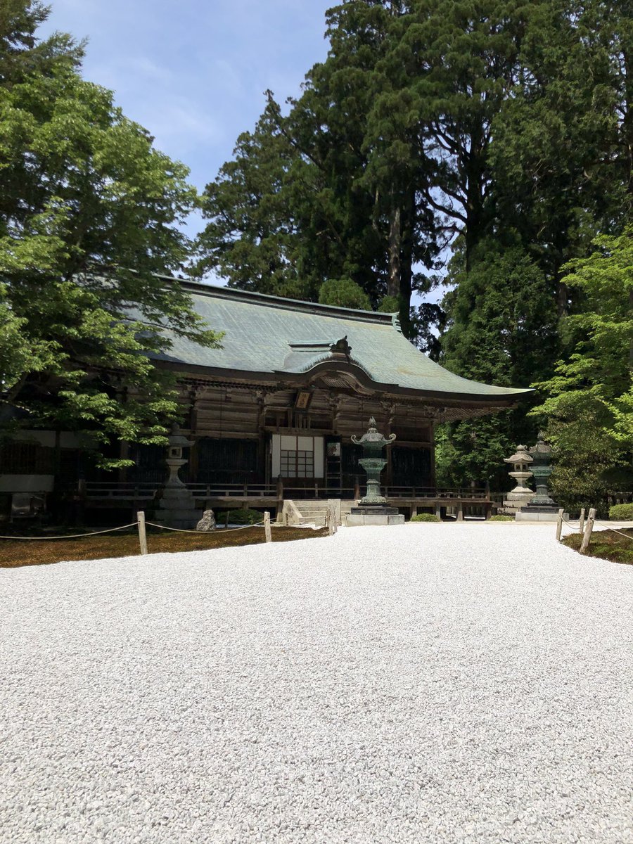 カロン בטוויטר 比叡山延暦寺 阿弥陀堂 東塔から 遊歩道を進んで西塔へ 途中には浄土院 比叡山は広い