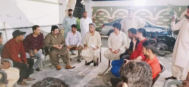 imranpathanzai's tweet photo. #MQMpk Workers Hyderabad Joining #PPPParty Through District President Hyderabad @sagheerAhmadqur & #PPP
Leader district hyd @azhar_siyal1
@MirYasirPPP
#JeayButto
#JeayBilawal
#JeayAwam
@BBhuttoZardari https://t.co/Rr8MY6UegV