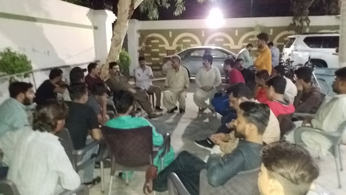 imranpathanzai's tweet photo. #MQMpk Workers Hyderabad Joining #PPPParty Through District President Hyderabad @sagheerAhmadqur & #PPP
Leader district hyd @azhar_siyal1
@MirYasirPPP
#JeayButto
#JeayBilawal
#JeayAwam
@BBhuttoZardari https://t.co/Rr8MY6UegV