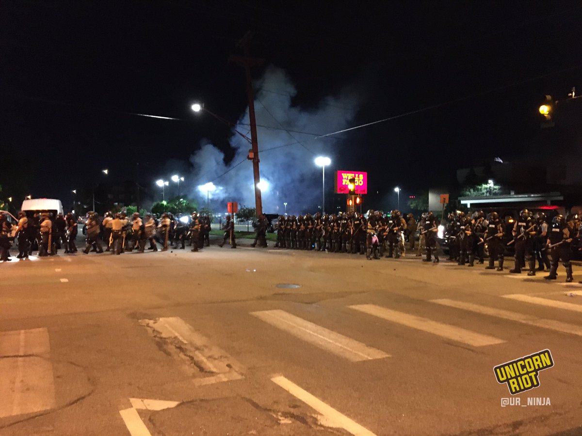 UR_Ninja's tweet photo. Intersection now occupied. Protesters being shot at south down Blaisdell ave.

Someone on the ground saying they were shot in the face. https://t.co/I1m2mbJ0k9