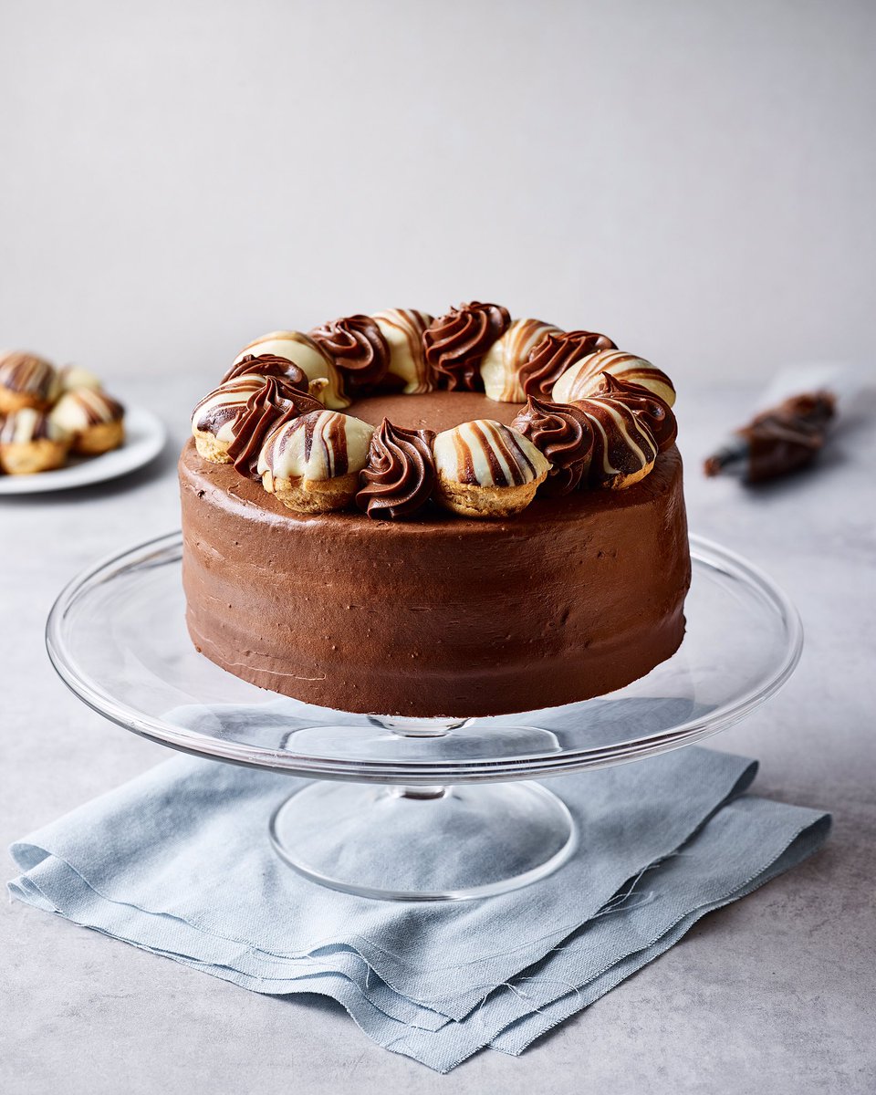 valeriecafe's tweet photo. COMPETITION TIME! We are giving you the chance to win a £50 voucher on one of our cakes
TO ENTER
1) Like our page
2) Like this post
3) Tag three friends 
4) For an extra entry retweet
Good luck Comp closes on 12th June midnight, the winner will be announced the following Monday. https://t.co/CG8V0x5Nnl