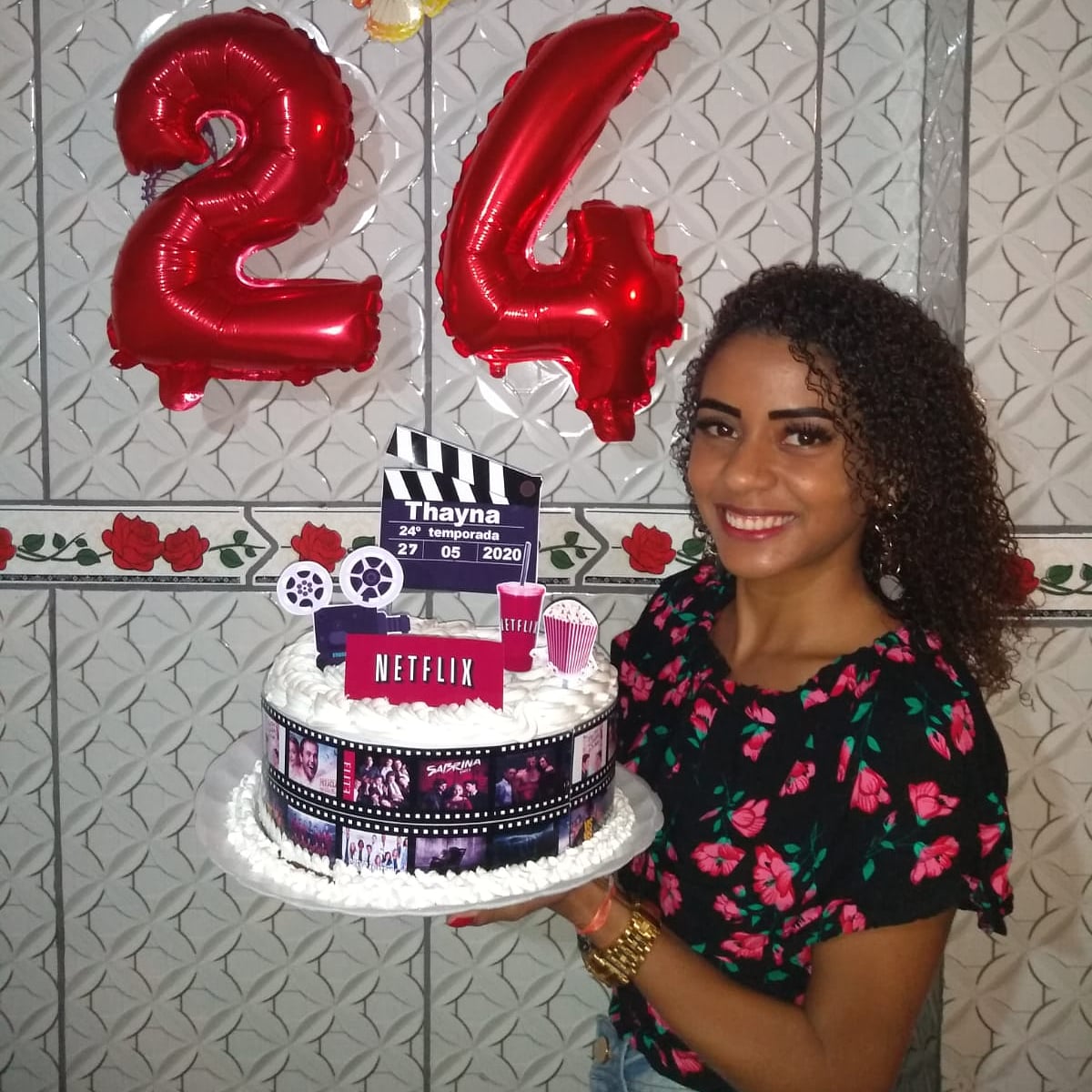 thata_cris27's tweet photo. Ainda sobre meu niver 🥰 https://t.co/L1TAjMfl6m