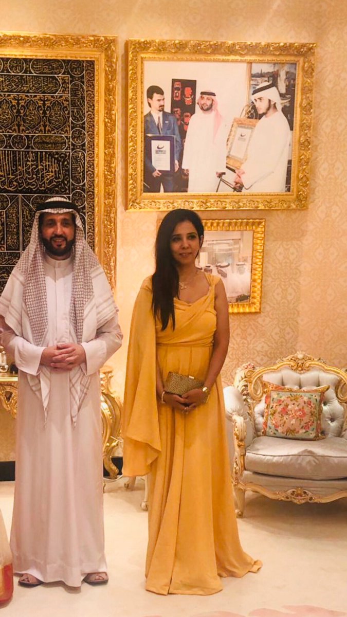 AhluwaliaRosy's tweet photo. It was a privilege to be invited for Dinner at Sheikh Suhail Al Zarooni Palace in Dubai in collaboration with @confluence_foundation .
•
•
#rosyahluwalia #dikhakhadi #sheikhsuhailalzarooni #confluencefoundation #palace #dinner #officialdesigner #stayhome #staysafe #throwback . https://t.co/sWTy9hxcIB