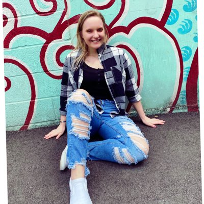 carlee_stiltner's tweet photo. #NewProfilePic https://t.co/fjASVA4W8i