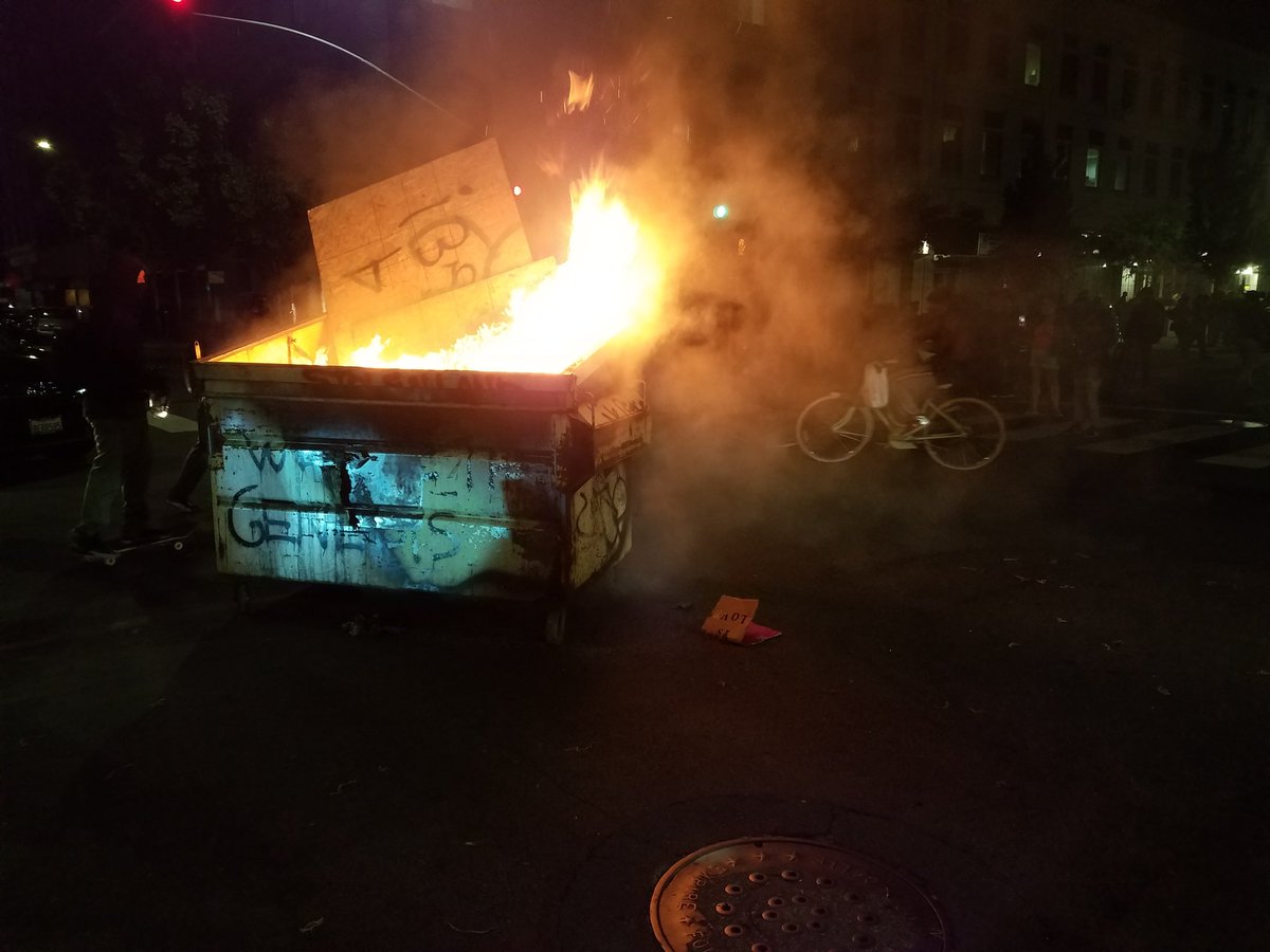 Dumpster fire at 14th and Clay